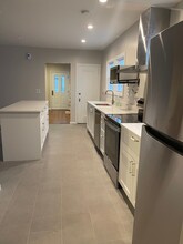 34 Alenier St in Hamden, CT - Building Photo - Building Photo