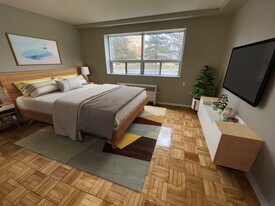 The Woodlands in Hamilton, ON - Building Photo