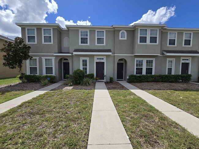 property at 8915 Walnut Gable Ct