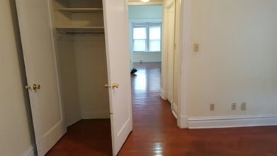 3505 Magnolia Ave, Unit 2E in St. Louis, MO - Building Photo - Building Photo