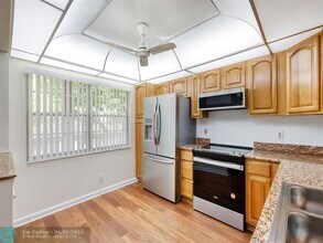 4701 Martinique Dr in Coconut Creek, FL - Building Photo - Building Photo