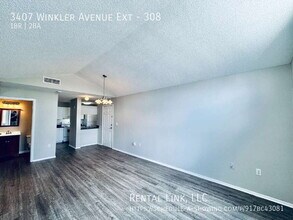 3407 Winkler Ave Ext in Ft. Myers, FL - Building Photo - Building Photo