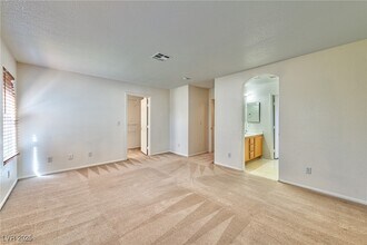1425 Muinos St in Las Vegas, NV - Building Photo - Building Photo