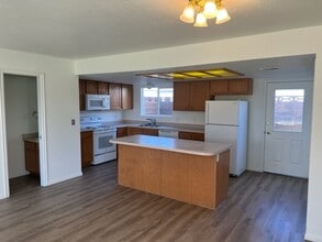 1836 W 950 N in Saint George, UT - Building Photo - Building Photo