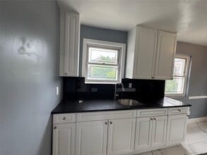 153-32-153-77 Avenue in New York, NY - Building Photo - Building Photo