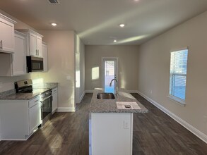 13762 Logan Pl in Foley, AL - Foto de edificio - Building Photo