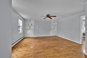 12 Dutchess Ave in Wappingers Falls, NY - Building Photo - Building Photo