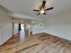 521 Haywood Dr in Greenfield, IN - Building Photo - Building Photo