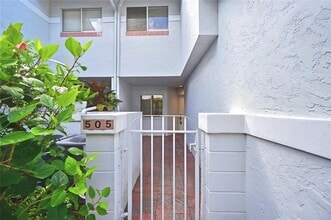 6215 Old Court Rd in Boca Raton, FL - Building Photo - Building Photo