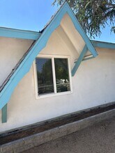 16119 Spruce St in Hesperia, CA - Foto de edificio - Building Photo