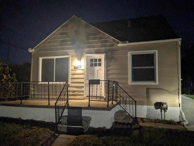 property at 1261 E Chesterfield St