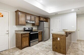 416 E 5th St, Unit B3 in Weslaco, TX - Building Photo - Building Photo