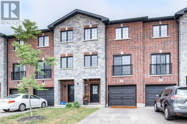 520 Wismer St in Waterloo, ON - Building Photo - Building Photo