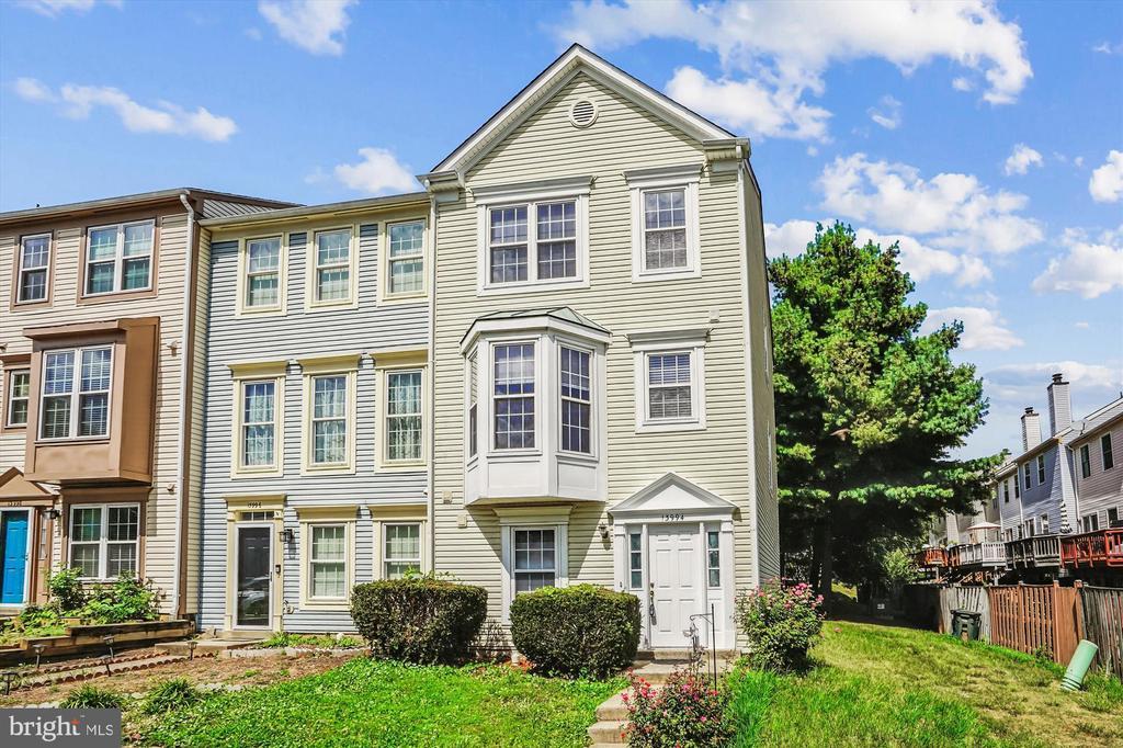 13994 Gunners Pl in Centreville, VA - Building Photo