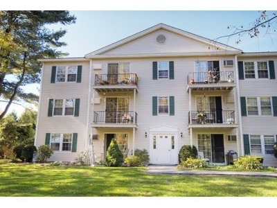 PRINCETON ARBORS in Keene, NH - Foto de edificio