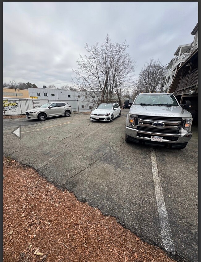 1289 Massachusetts Ave, Unit 1287A in Arlington, MA - Building Photo - Building Photo