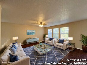 329 Agency Oaks in San Antonio, TX - Building Photo - Building Photo