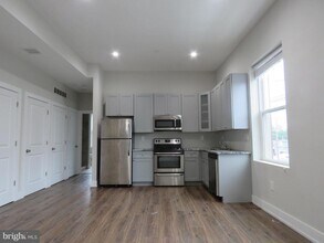 3100-02 Spring Garden St in Philadelphia, PA - Building Photo - Building Photo