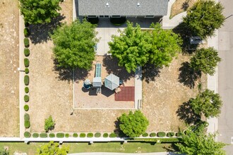 Valley View Village in Selma, CA - Foto de edificio - Building Photo