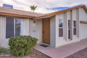 1619 W El Alba Way in Chandler, AZ - Building Photo - Building Photo