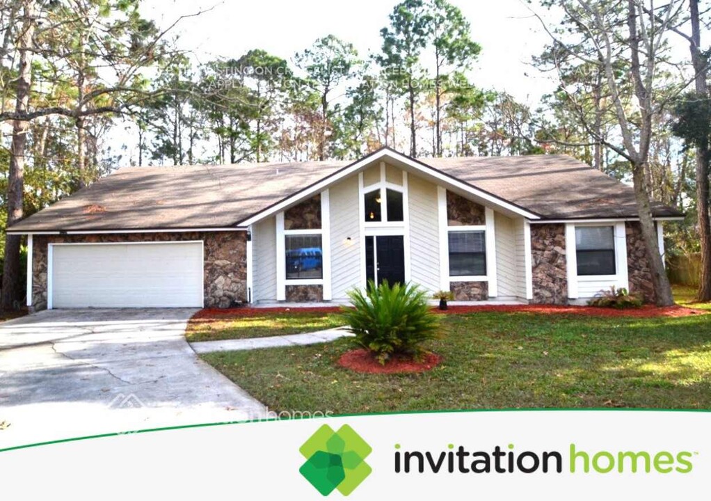 5359 Gathering Oaks Ct E in Jacksonville, FL - Building Photo