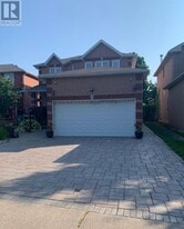 904 Drysdale Dr in Mississauga, ON - Building Photo