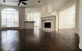 8920 Cedar Breaks Dr in Plano, TX - Building Photo - Building Photo