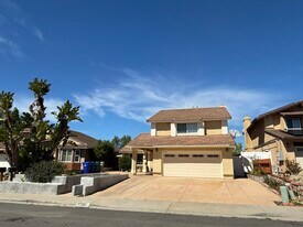 7246 Rock Canyon Dr in San Diego, CA - Building Photo