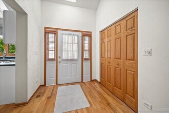 805 Thornwood Dr in St. Charles, IL - Building Photo - Building Photo