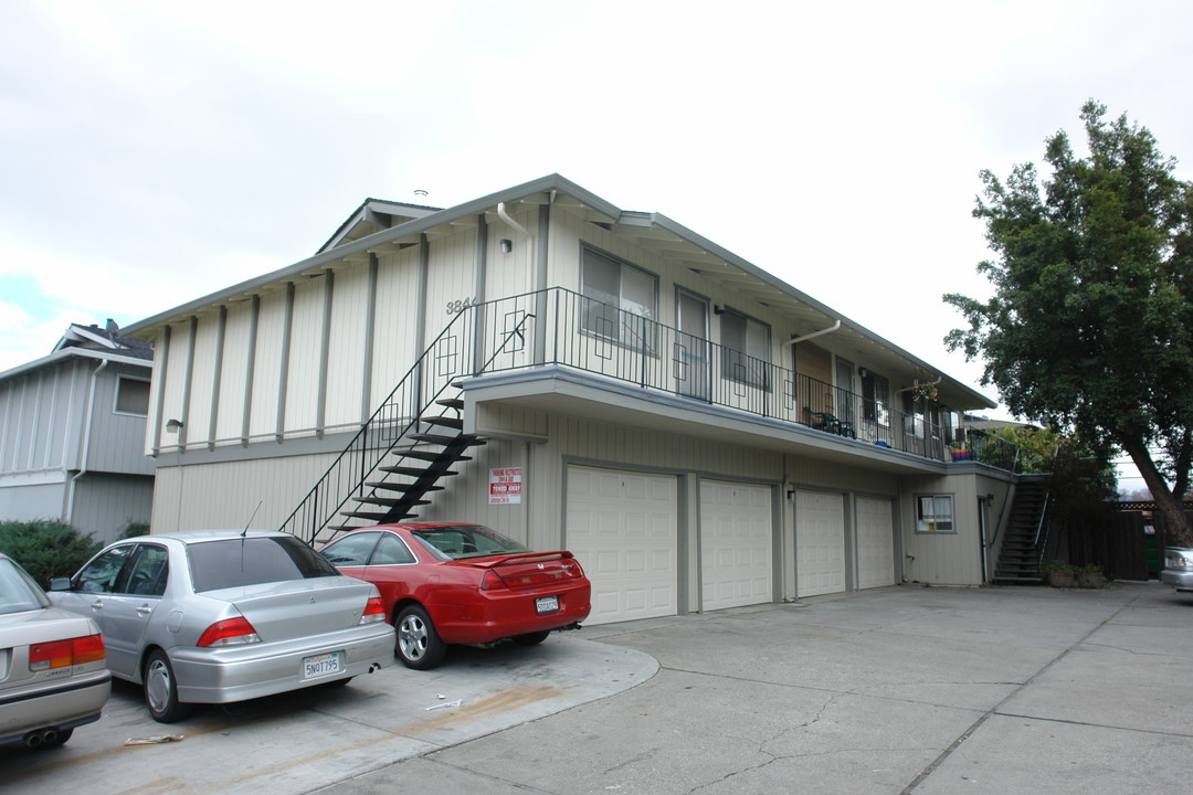 3844 Barker Dr in San Jose, CA - Building Photo