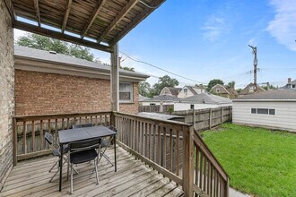 1349 N Lawndale Ave in Chicago, IL - Building Photo - Building Photo