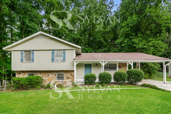 10076 Silent Trail in Jonesboro, GA - Building Photo - Building Photo