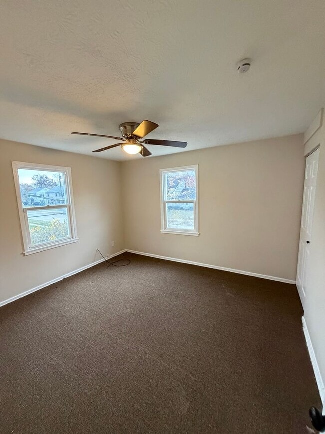 852-852 S Central Dr in Lorain, OH - Building Photo - Building Photo