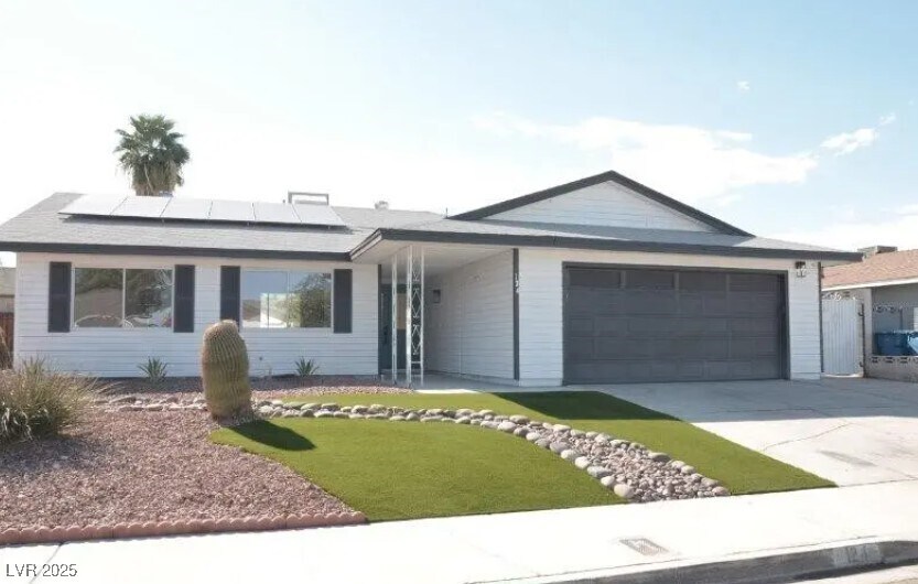 124 Null Ln in Las Vegas, NV - Building Photo