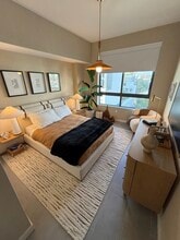 1950 NW 1st Pl, Unit A1 in Miami, FL - Foto de edificio - Building Photo