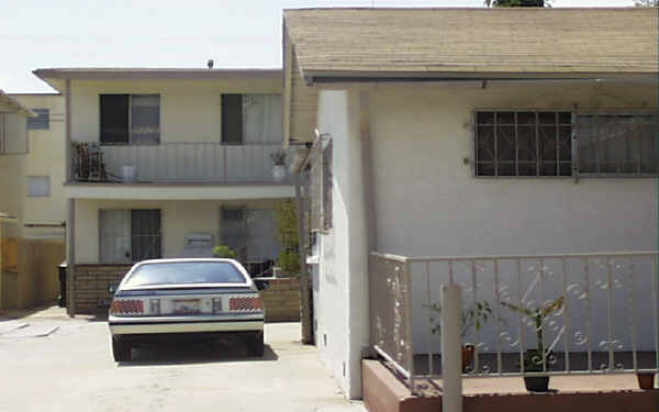 3344-3348 32nd St in San Diego, CA - Foto de edificio - Building Photo