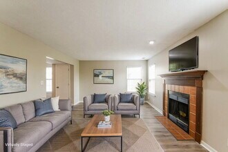 5223 Pin Oak Dr in Indianapolis, IN - Building Photo - Building Photo