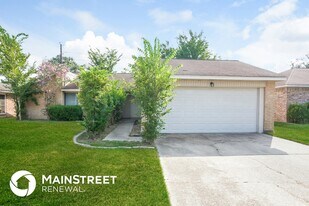 24018 Beaverwood Dr in Spring, TX - Building Photo