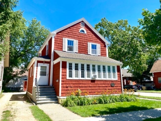 property at 39 S Randall Ave