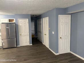 2122 W Jefferson St in Louisville, KY - Building Photo - Building Photo