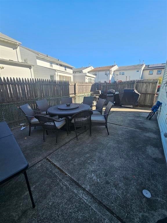 65 Suburbia Ct in Jersey City, NJ - Building Photo - Building Photo