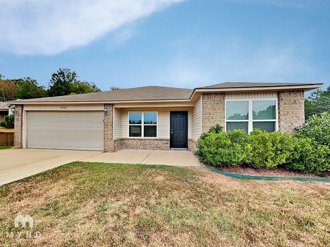 property at 7008 Pearl Vly Cv
