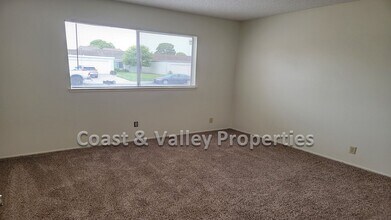 746 Leese Dr in Salinas, CA - Building Photo - Building Photo