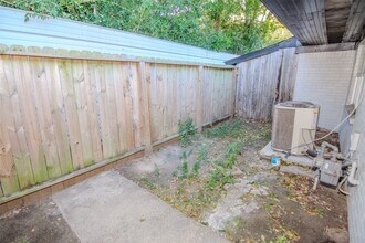 1617 Northwood St in Houston, TX - Building Photo - Building Photo