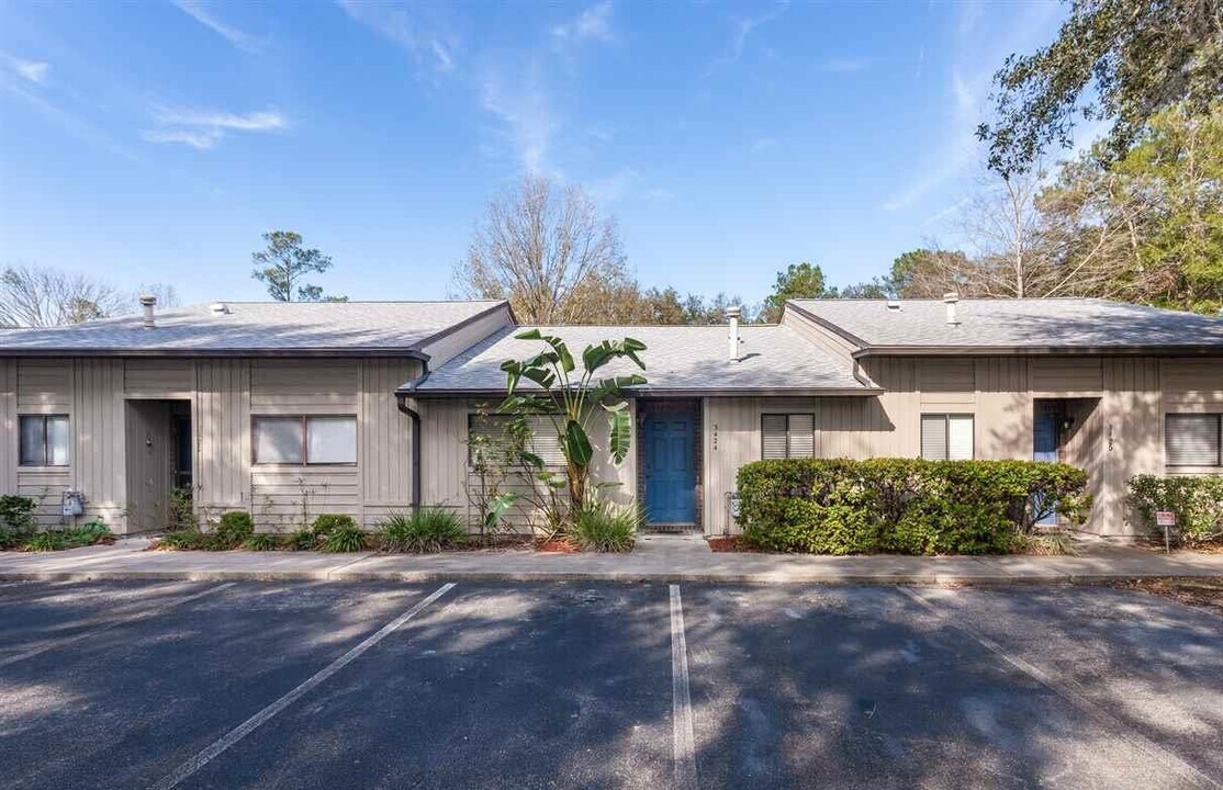 3424 NW 37th Ave in Gainesville, FL - Building Photo