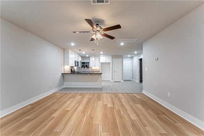 property at 503 W Arkansas St