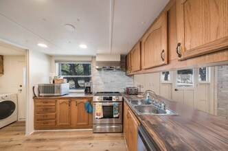1255 Songbird Dr in Canyon Lake, TX - Building Photo - Building Photo