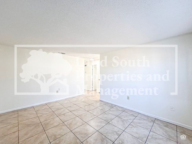 5824 Charlton Dr in Lakeland, FL - Building Photo - Building Photo