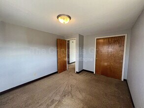 1443 Catherine St in Ottawa, IL - Building Photo - Building Photo