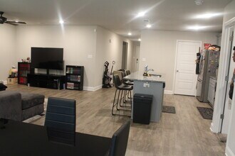18454 Elkwood Dr in Gulfport, MS - Building Photo - Building Photo
